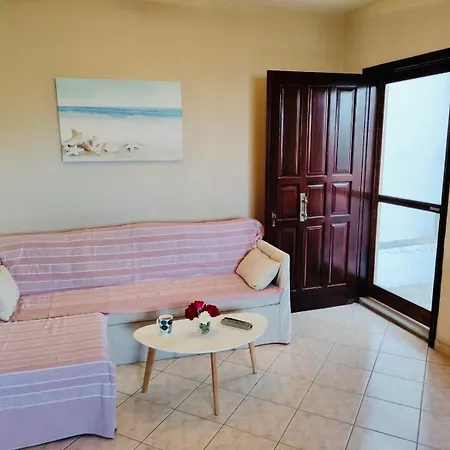 Ioanna's Sweet & Cozy With Garden View *