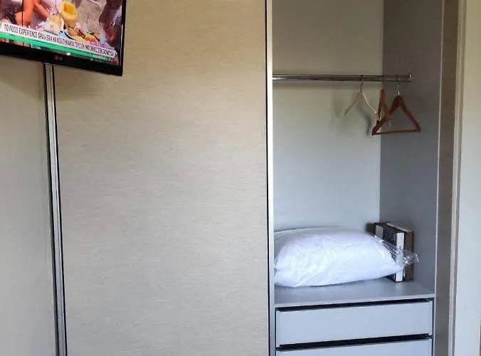 아파트 Ioanna's Sweet & Cozy With Garden View