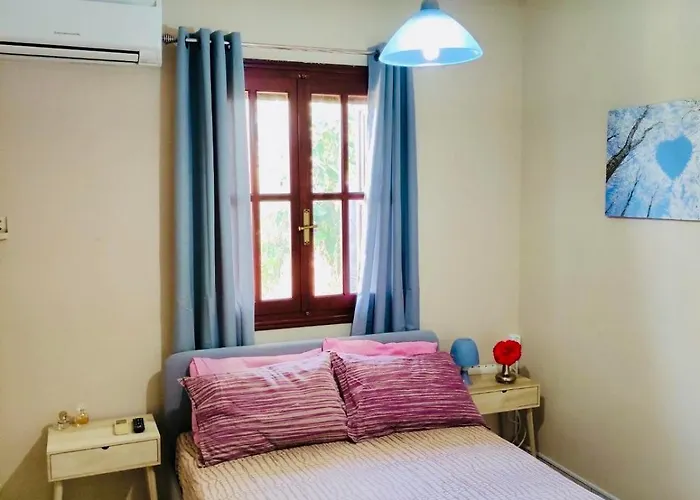 Ioanna's Sweet & Cozy With Garden View